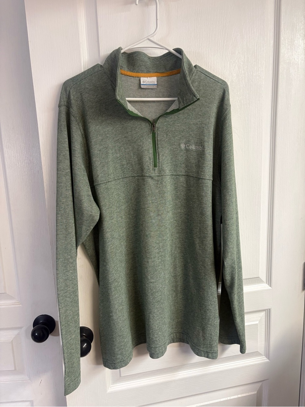 Columbia Men's Olive Green Quarter-Zip Pullover